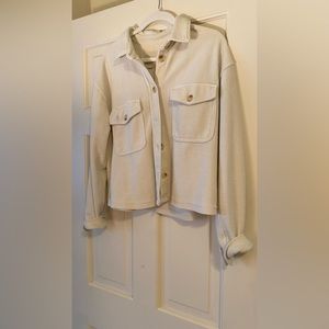 Lightweight crop jacket